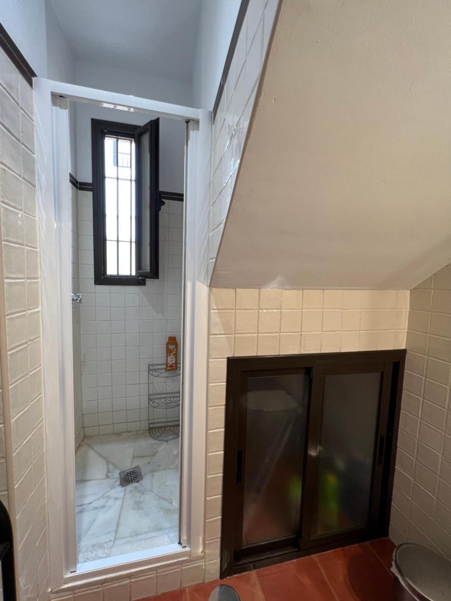 Apartamentos Sevilla Deluxe Rosales Los Rosales  Bagian luar foto